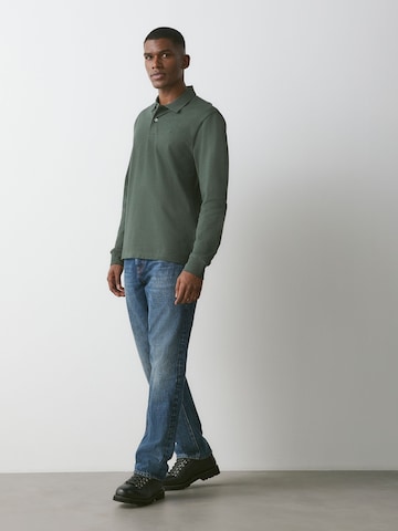 Next Shirt in Green