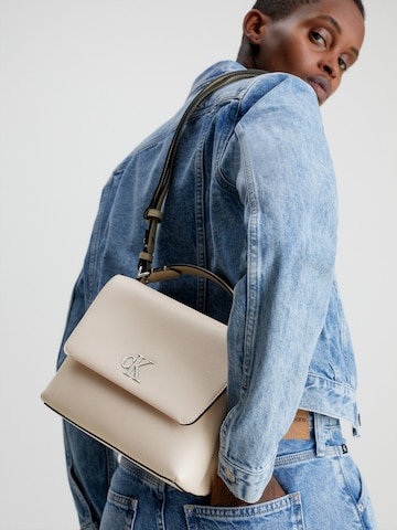 Calvin Klein Jeans - Bolso de hombro en rosa