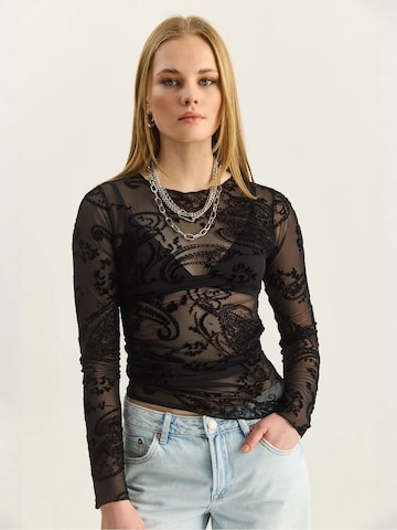 Bianco Lucci - Blusa em preto