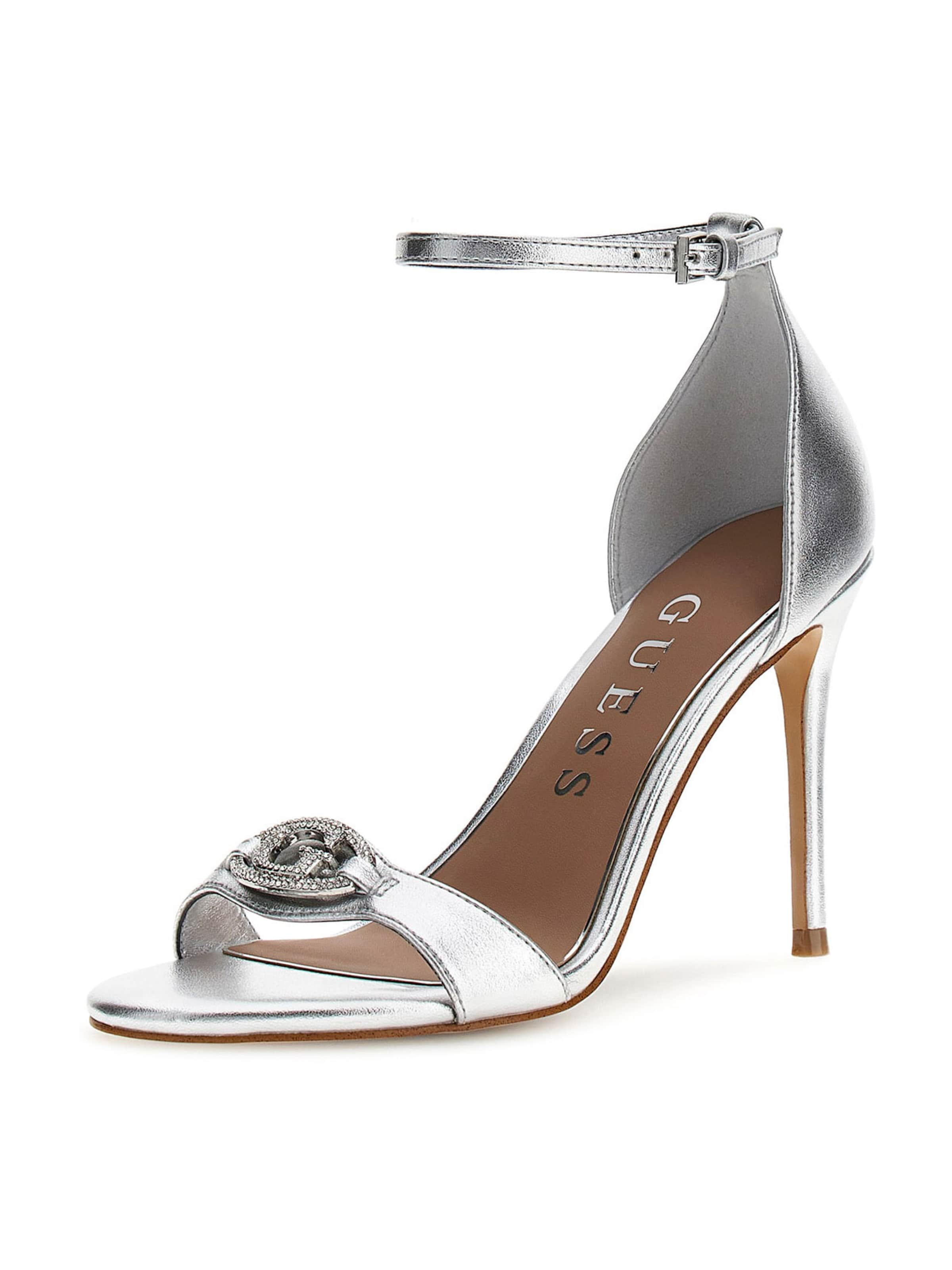 GUESS Sandále 'KABRINAA' - Strieborná: predná strana