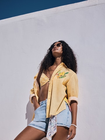 Next Blouse in Yellow