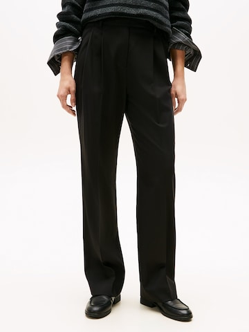 TOMMY HILFIGER Regular Trousers in Black: front