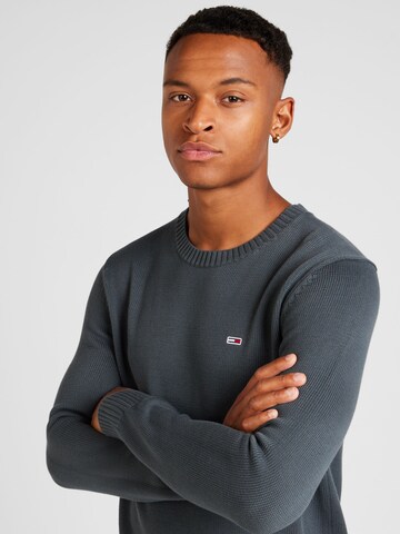 Tommy Jeans Tröja 'ESSENTIALS' i grå