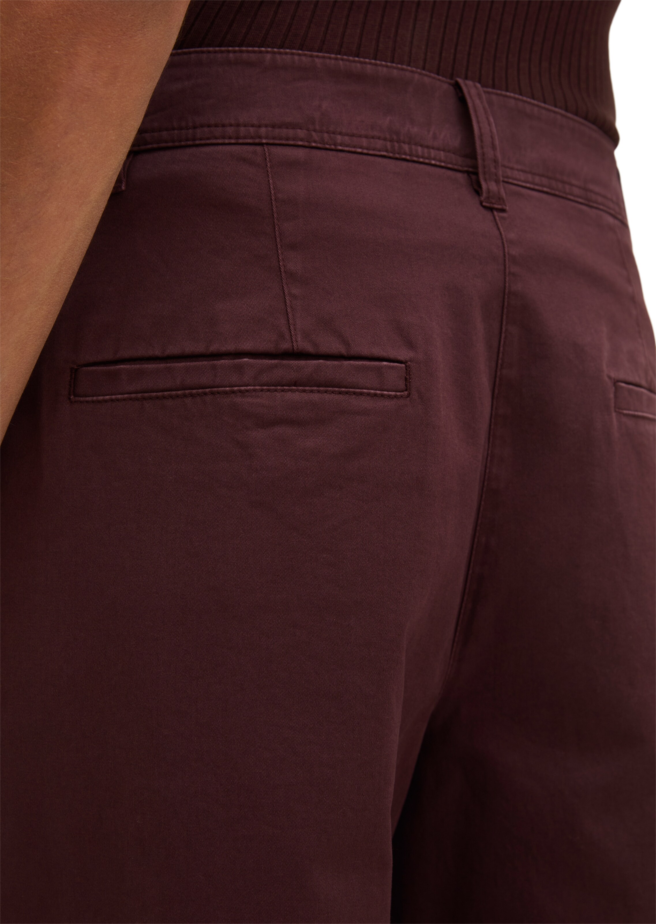 Marc O'Polo Loose fit Trousers in Red