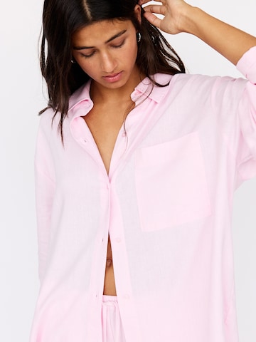 Pull&Bear Blouse in Roze