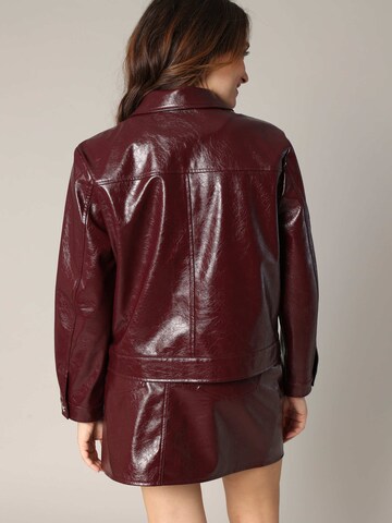 Veste mi-saison 'Junon' Deeluxe en rouge