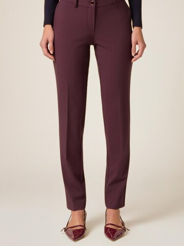 évasé Pantalon oltre en rouge : devant