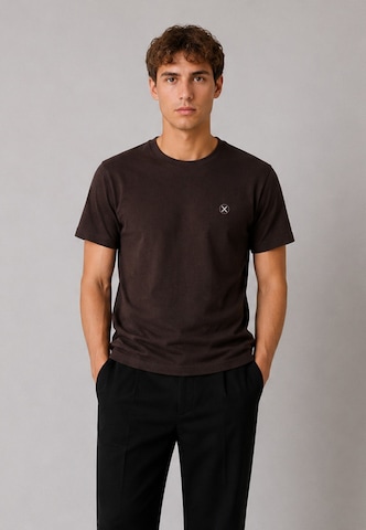 T-Shirt Clean Cut Copenhagen en marron : devant
