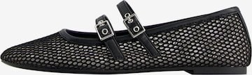 Bershka Strap ballerina in Black