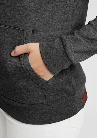 Veste de survêtement 'Vicky' Oxmo en gris