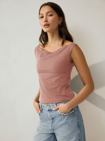 Next Top - barna: elől