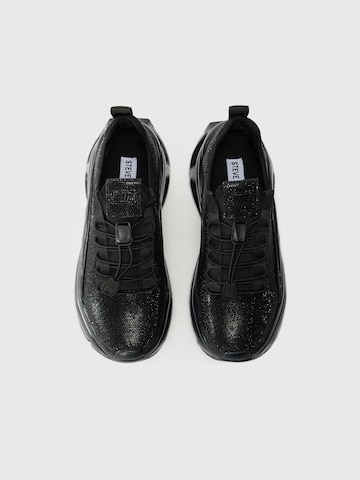 Sneaker bassa 'Fabuluxe' di STEVE MADDEN in nero