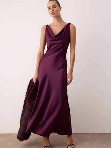 Robe de soirée Trendyol en violet : devant