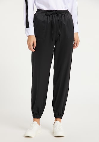 RISA Tapered Pants in Black: front