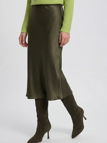 Olsen Skirt in Green