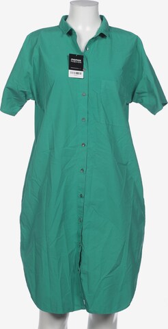 Closed Dress in M in Green: front