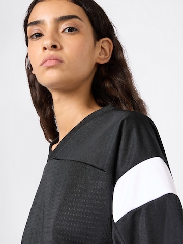 Champion Authentic Athletic Apparel Kleit, värv must