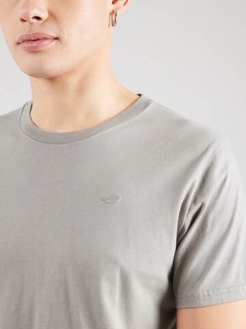 Maglietta di HOLLISTER in grigio
