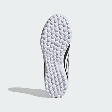 Chaussure de sport 'Predator Club' ADIDAS PERFORMANCE en noir