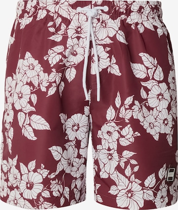 Urban Classics Uimashortsit värissä punainen: etupuoli