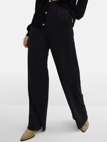 bonprix - Loosefit Pantalón en negro: frente