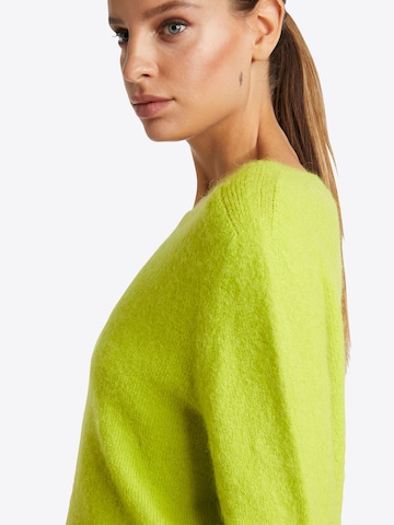 Rich & Royal Sweter w kolorze zielony