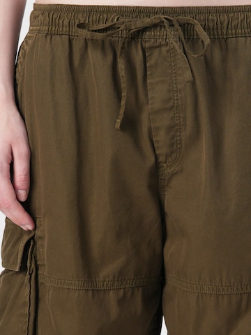 GAP - Folgado Calças cargo em verde