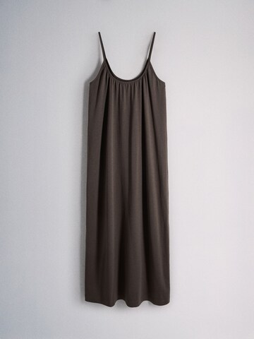The Set - Vestido 'Essentials' em castanho