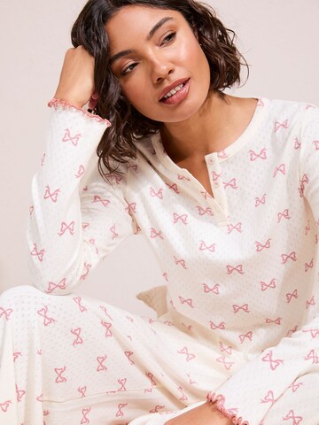 Friends Like These Pyjama in Wit