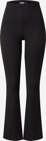 Missguided - Acampanado Pantalón en negro: frente