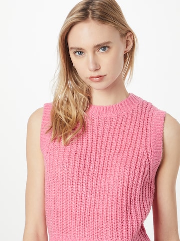modström Sweater 'Blakely' in Pink