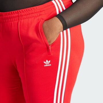 ADIDAS ORIGINALS Slimfit Hose 'Adicolor SST' in Rot