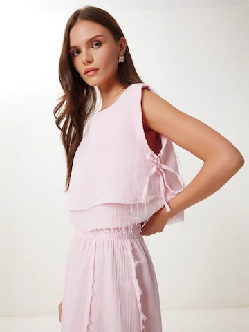 Completo pantalone di Happiness İstanbul in rosa