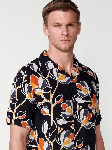 KOROSHI Regular fit Srajca | črna barva