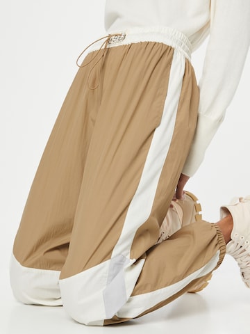 Esmé Studios - Loosefit Pantalón 'Cassie' en beige