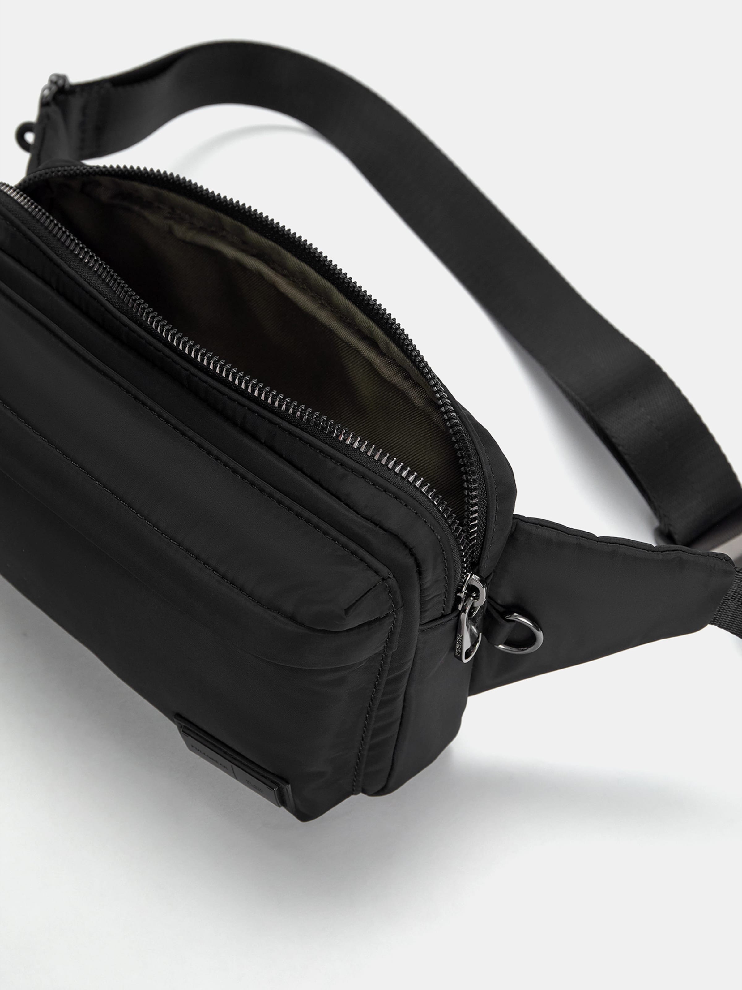 Fanny pack pull and bear hotsell