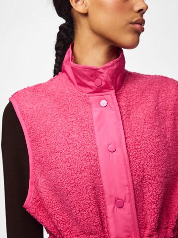 Gilet 'KATTY' di PIECES in rosa