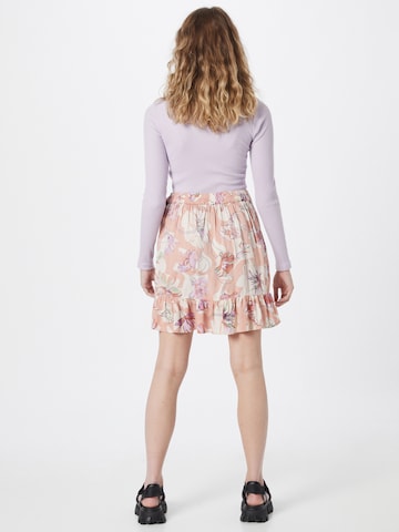 PIECES - Falda 'SUUNA' en rosa