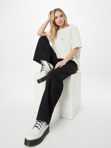 Calvin Klein Jeans T-Shirt in Beige