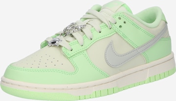 Baskets basses 'DUNK' Nike Sportswear en vert : devant