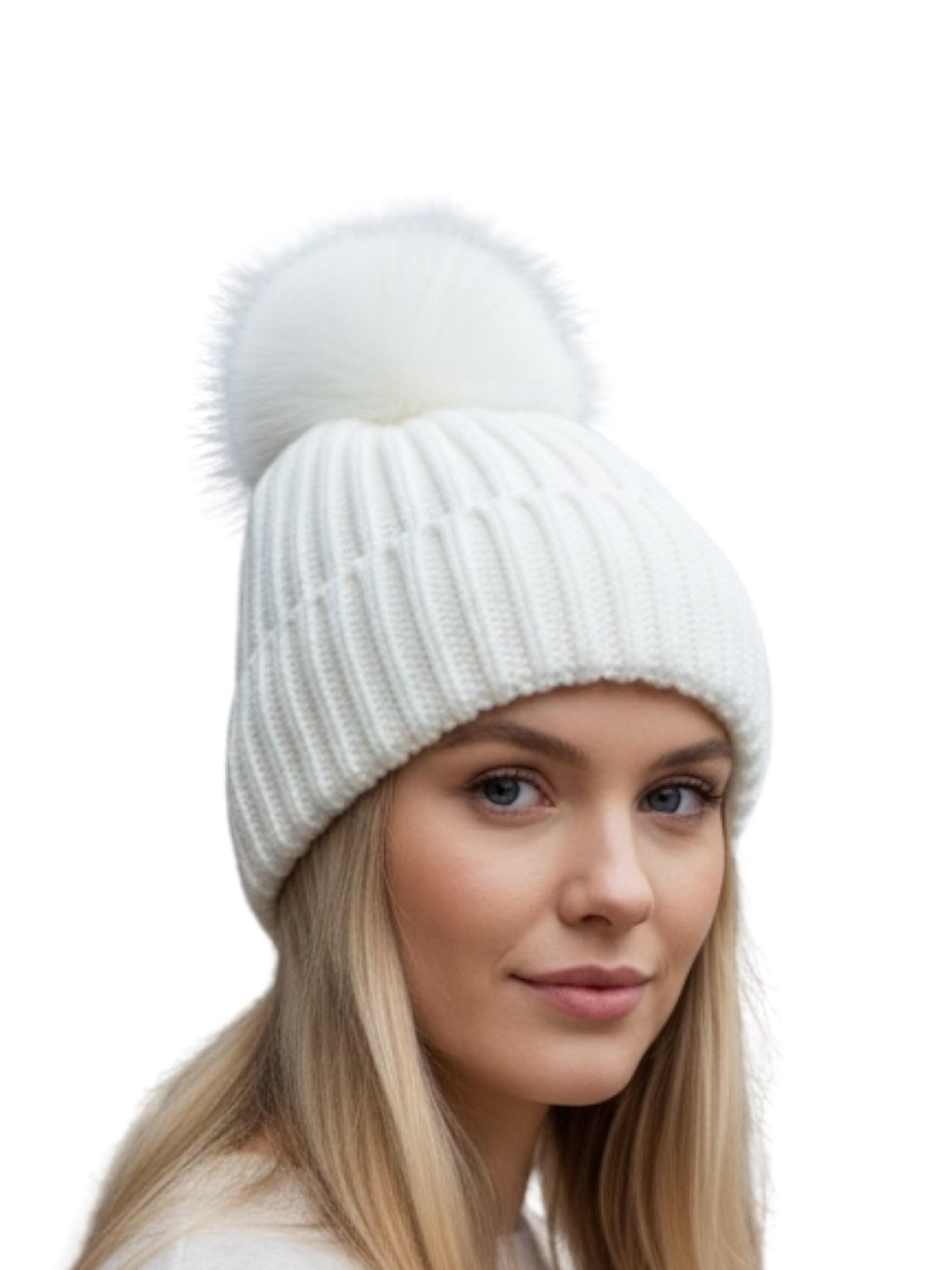 Kumixi Beanie in White: front