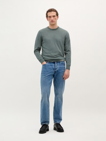 Scalpers Sweater in Green: front