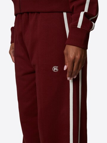 regular Pantaloni di Good For Nothing in rosso