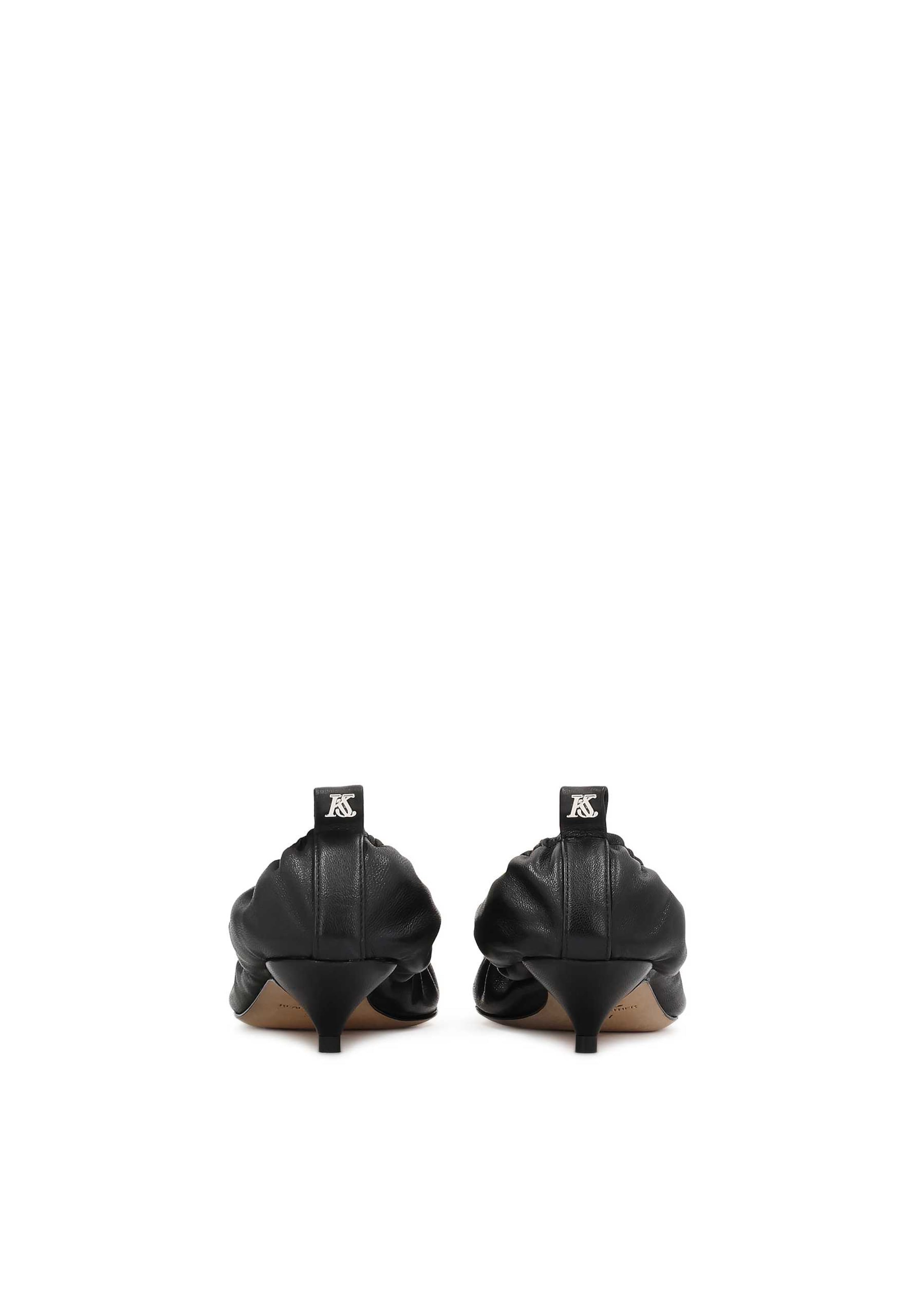 Kazar Studio Pumps in Schwarz