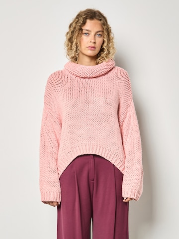 Apricot Chunky Knit Roll Neck Oversized Jumper ' ' in Pink: Vorderseite