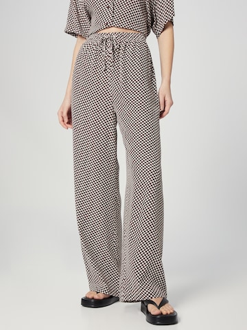A LOT LESS Wide leg Pants 'Leila' in Brown: front