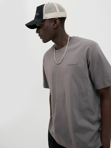 JACK & JONES Koszulka 'JCOFUSION' w kolorze szary