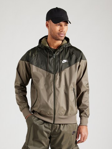Nike Sportswear Overgangsjakke 'Heritage Essentials' i grøn: forside