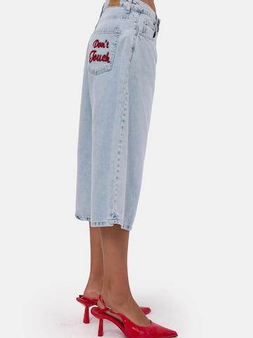 IT'S BASIC Baggy Jeans 'SUPER BAGGY  BERMUDA  SHORT' in Blauw
