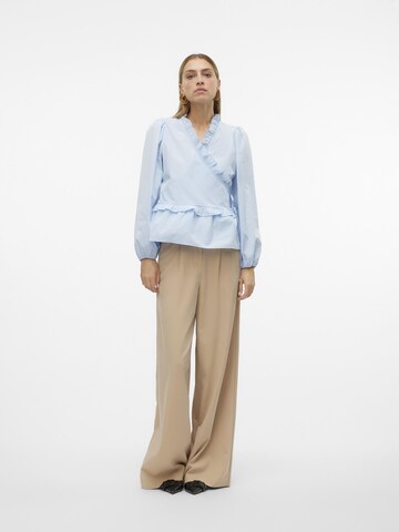 VERO MODA Blouse 'MAYA' in Blauw